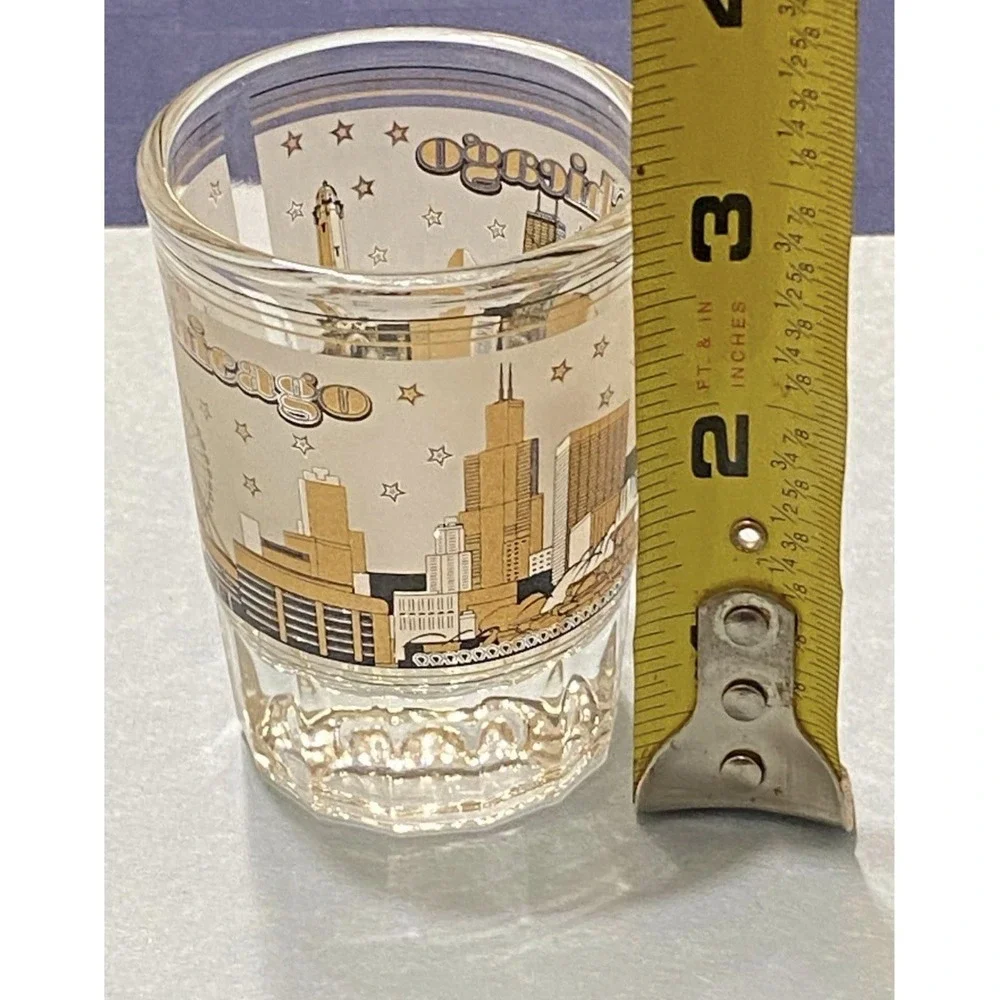 Vintage Chicago Illinois Black Gold Skyline Souvenir Shot Glass Barware